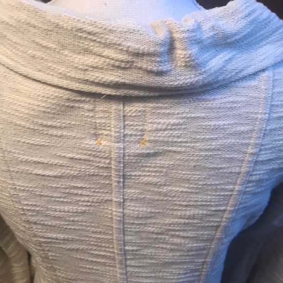 Anthropologie short ruffled button jacket - Picture 7 of 7